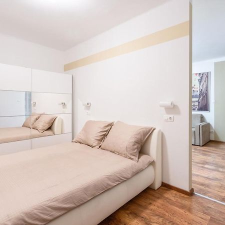 Central Seven Erzsebet Krt Budapest Luaran gambar
