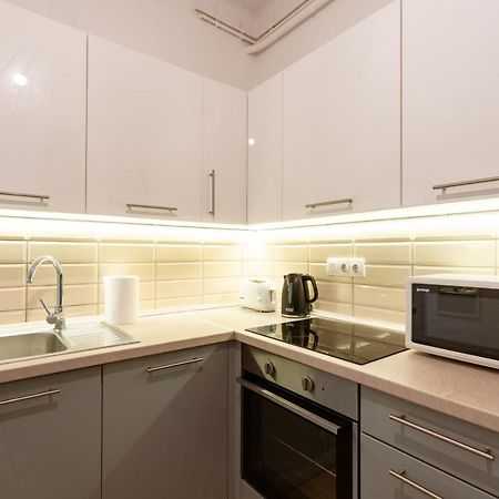 Central Seven Erzsebet Krt Budapest Luaran gambar
