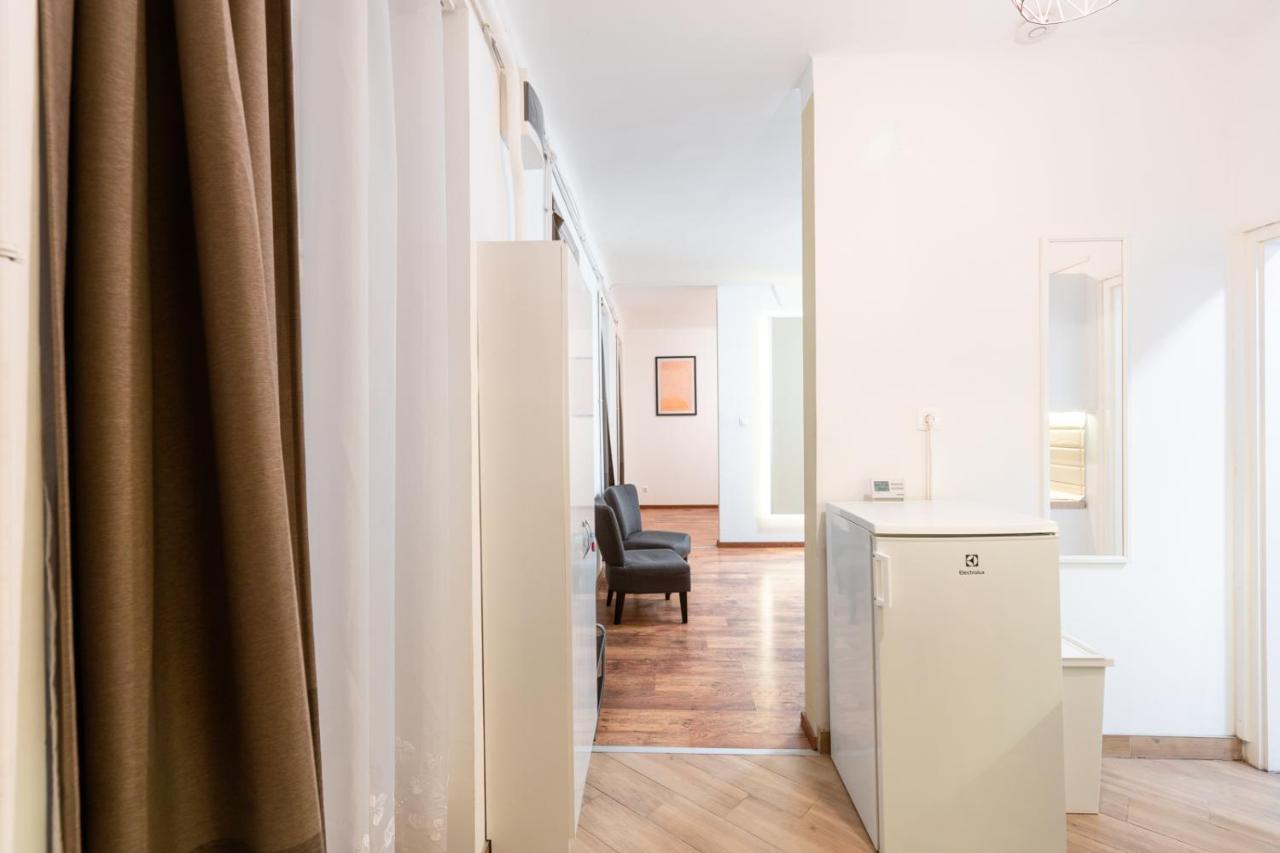 Central Seven Erzsebet Krt Budapest Luaran gambar